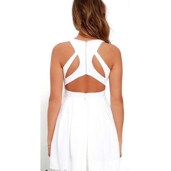 LULU'S Women's Size Small NWT Test Drive White Skater Cut-Out Strappy Dress - Picture 3 of 13